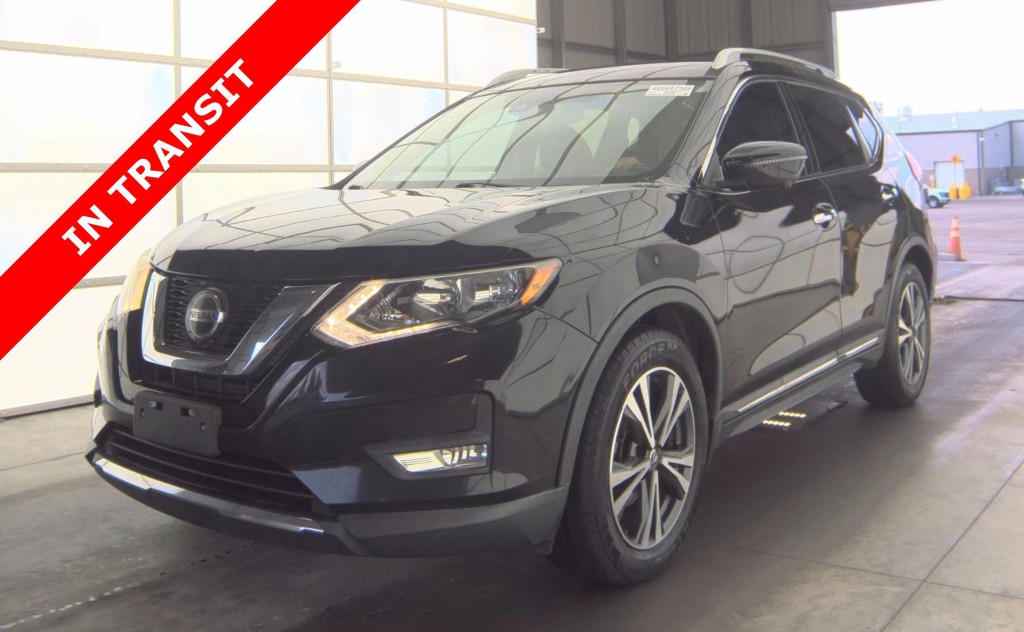 2018 Nissan Rogue Image 1