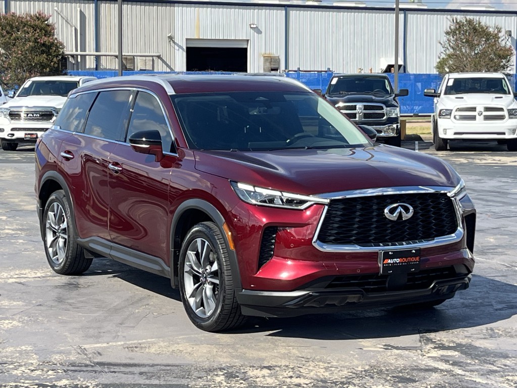 2023 INFINITI QX60 Image 5