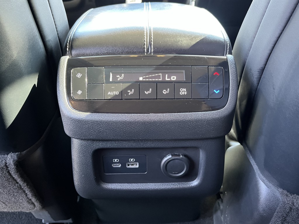 2023 INFINITI QX60 Image 27