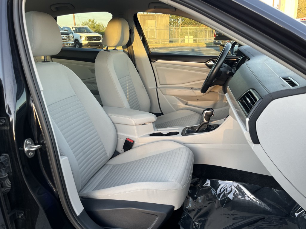 2024 Volkswagen Jetta Image 28