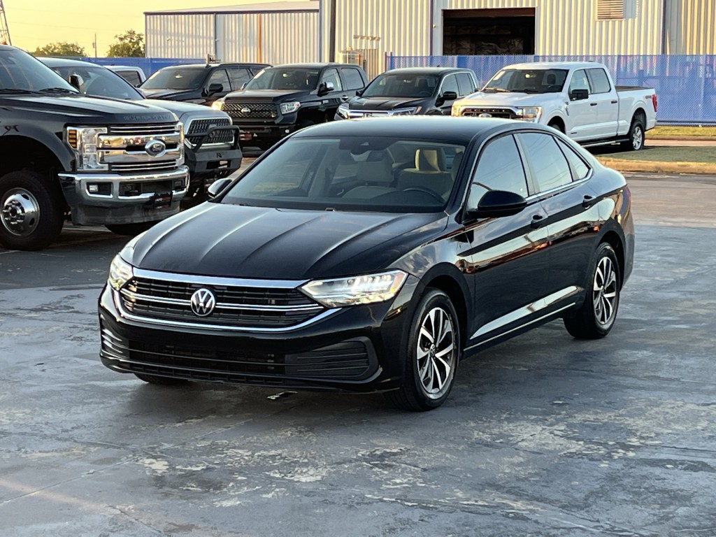 2024 Volkswagen Jetta Image 3