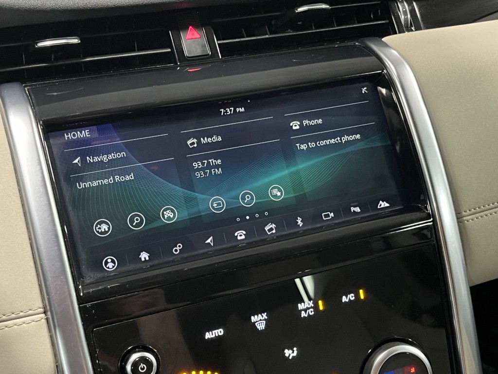 2020 Land Rover Discovery Sport Image 8