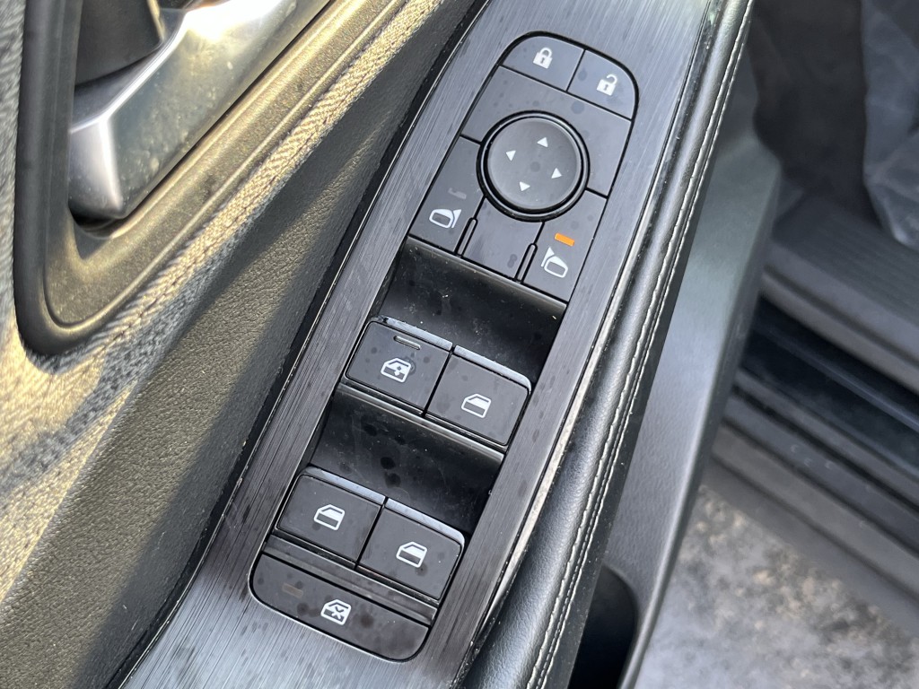2023 Nissan Rogue Image 26
