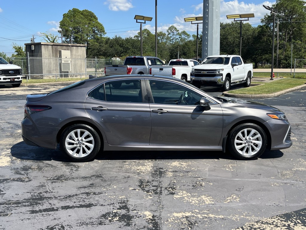 2024 Toyota Camry Image 12