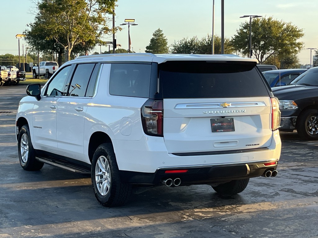 2023 Chevrolet Suburban Image 11