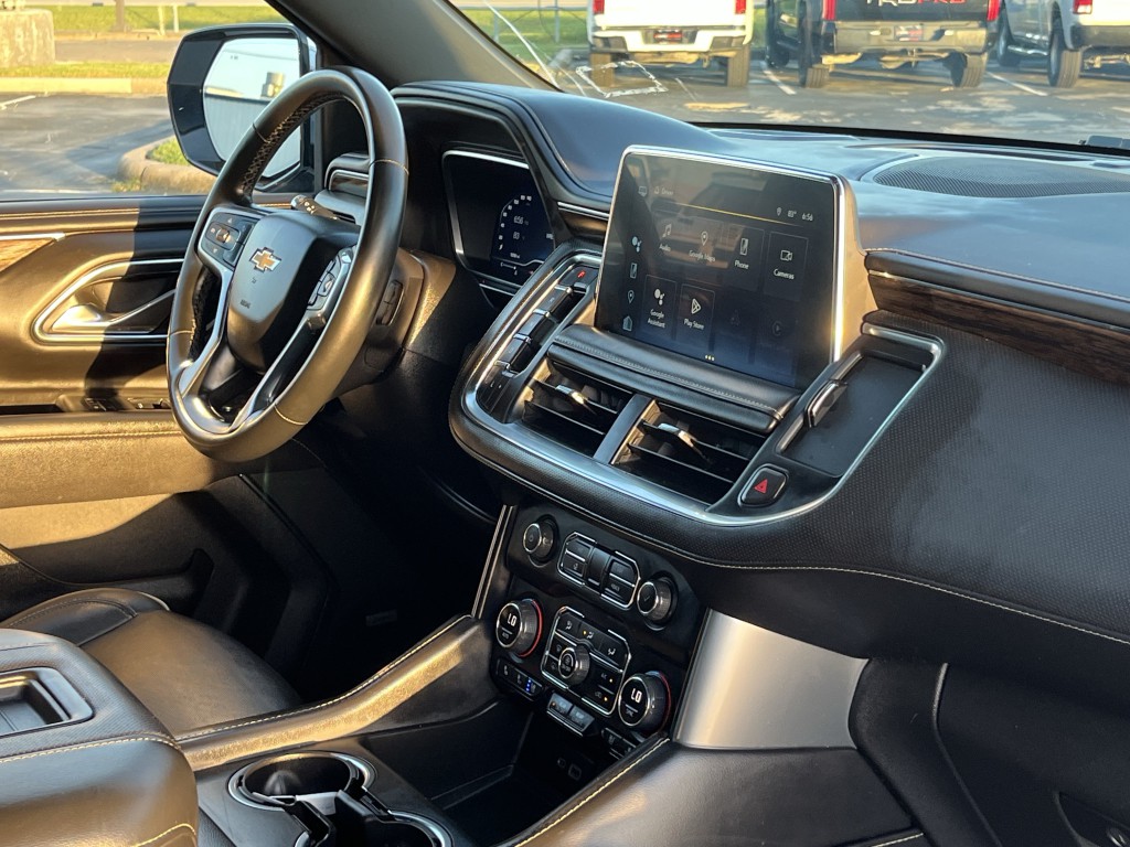 2023 Chevrolet Suburban Image 18