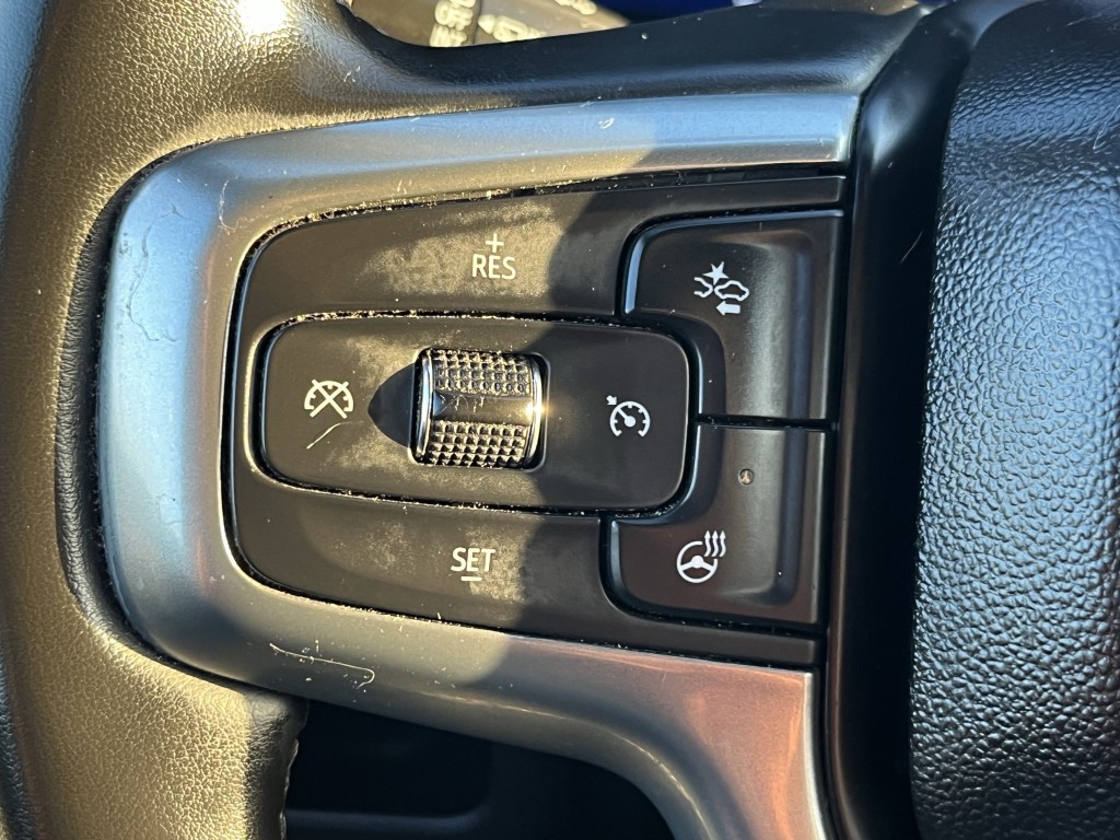 2023 Chevrolet Suburban Image 21