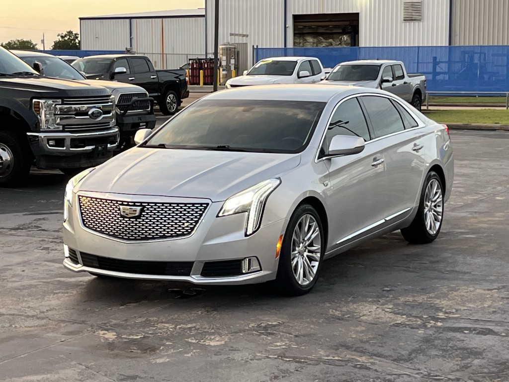 2019 Cadillac XTS Image 3