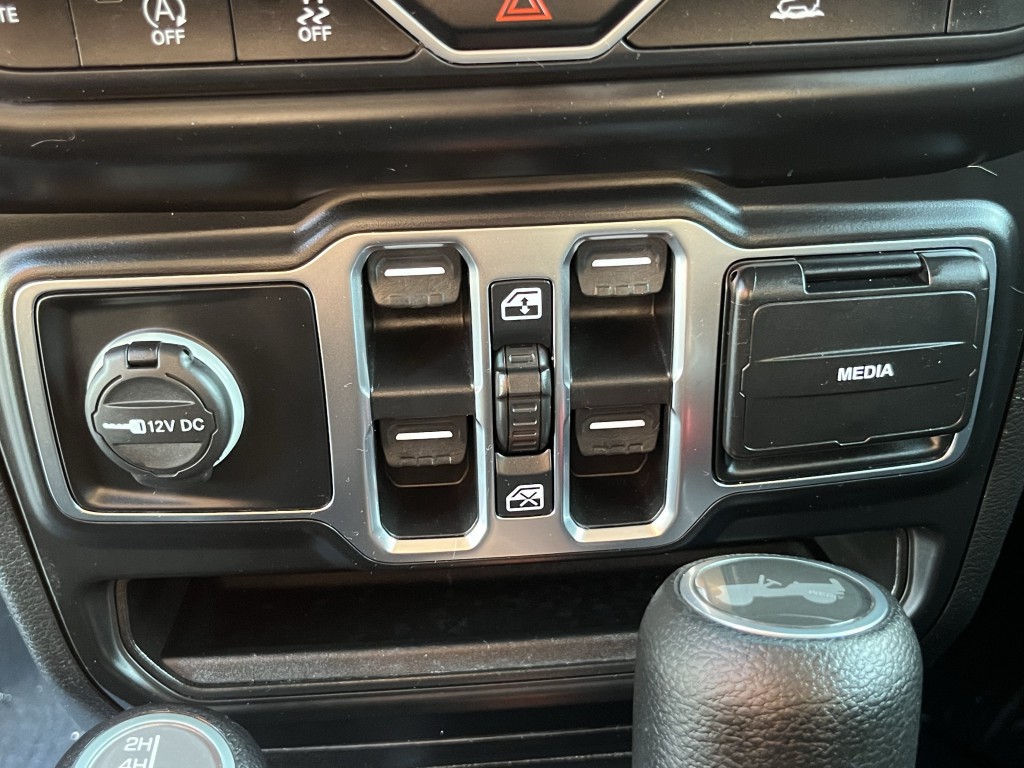 2021 Jeep Wrangler Image 23