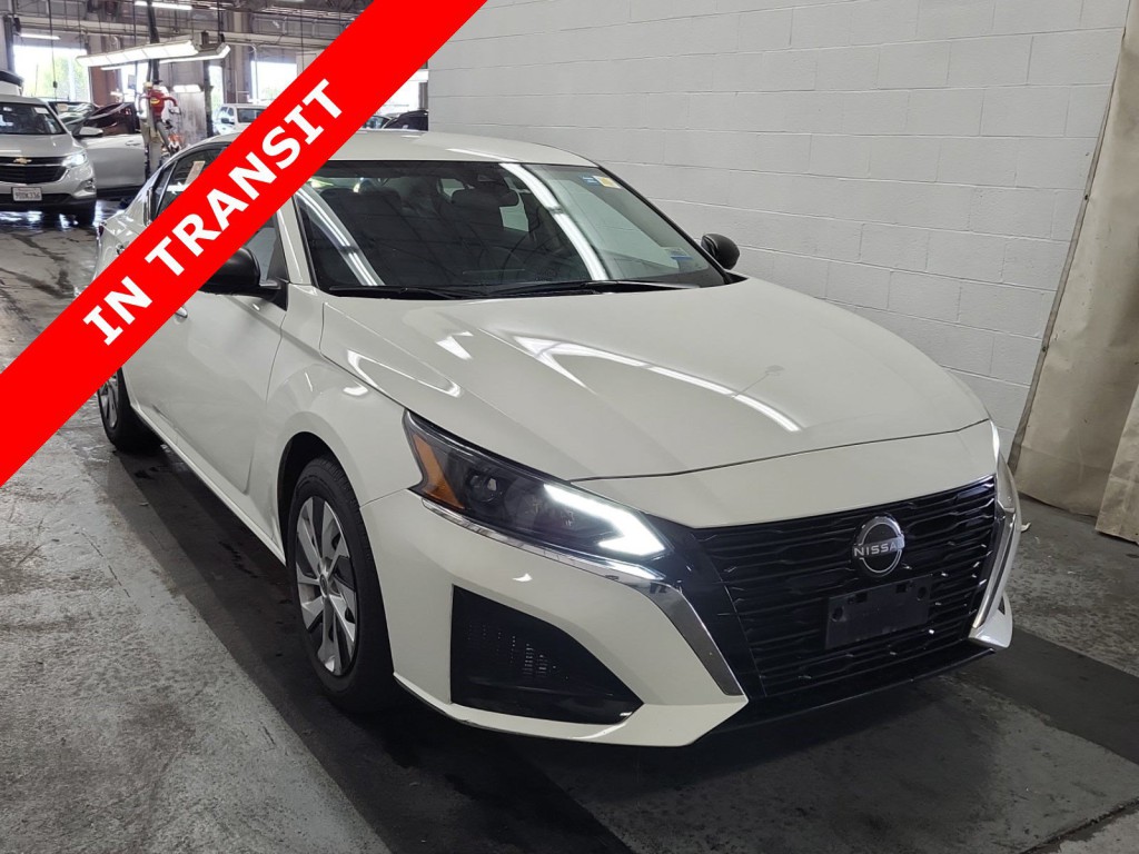 2024 Nissan Altima Image 6
