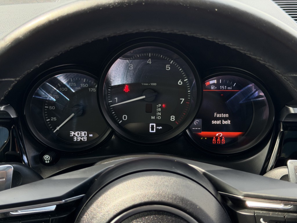 2024 Porsche Macan Image 13