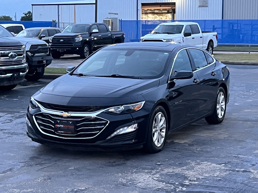 2020 Chevrolet Malibu Image 3