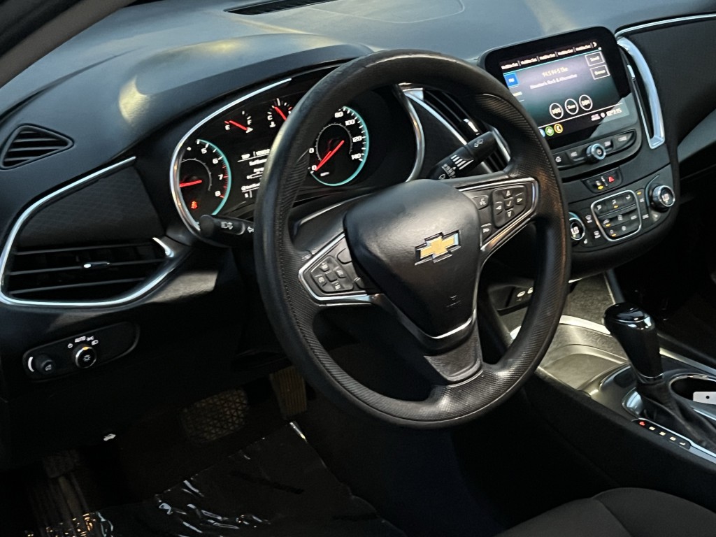 2020 Chevrolet Malibu Image 17