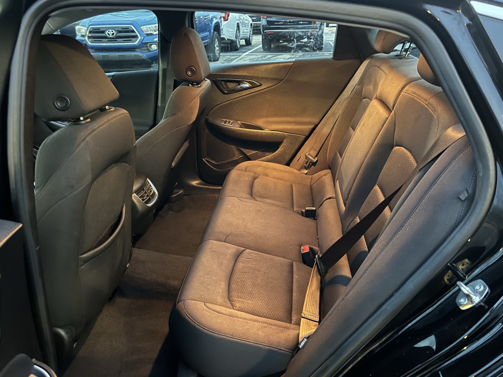 2020 Chevrolet Malibu Image 31