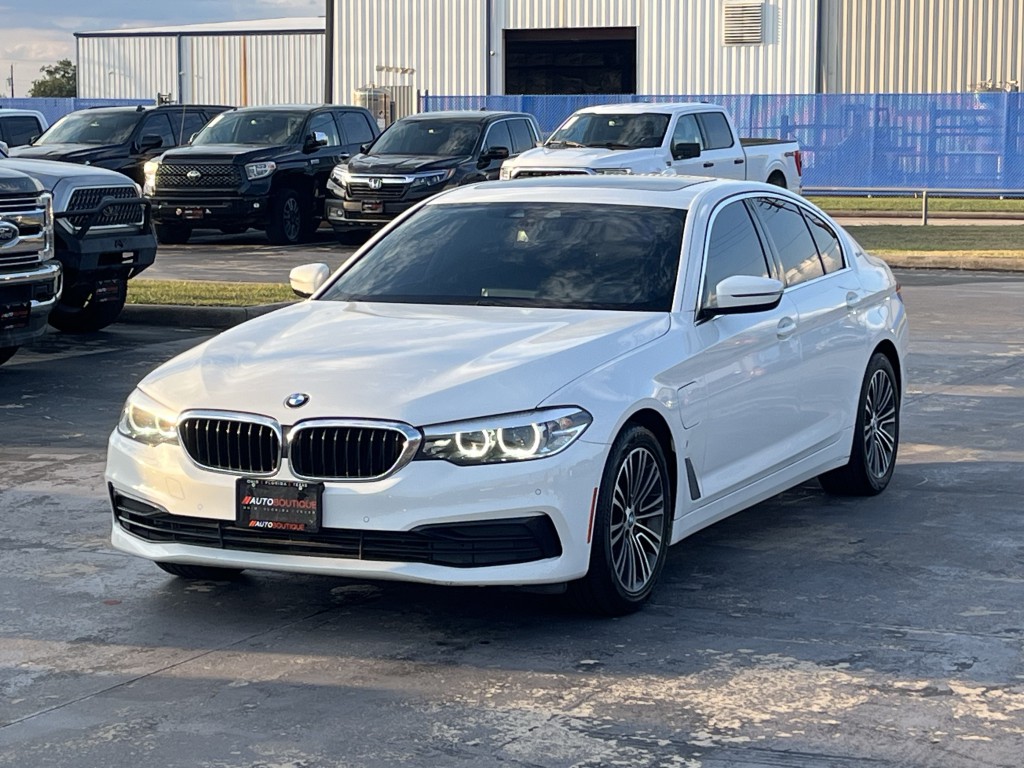 2019 BMW 5 Series Image 3