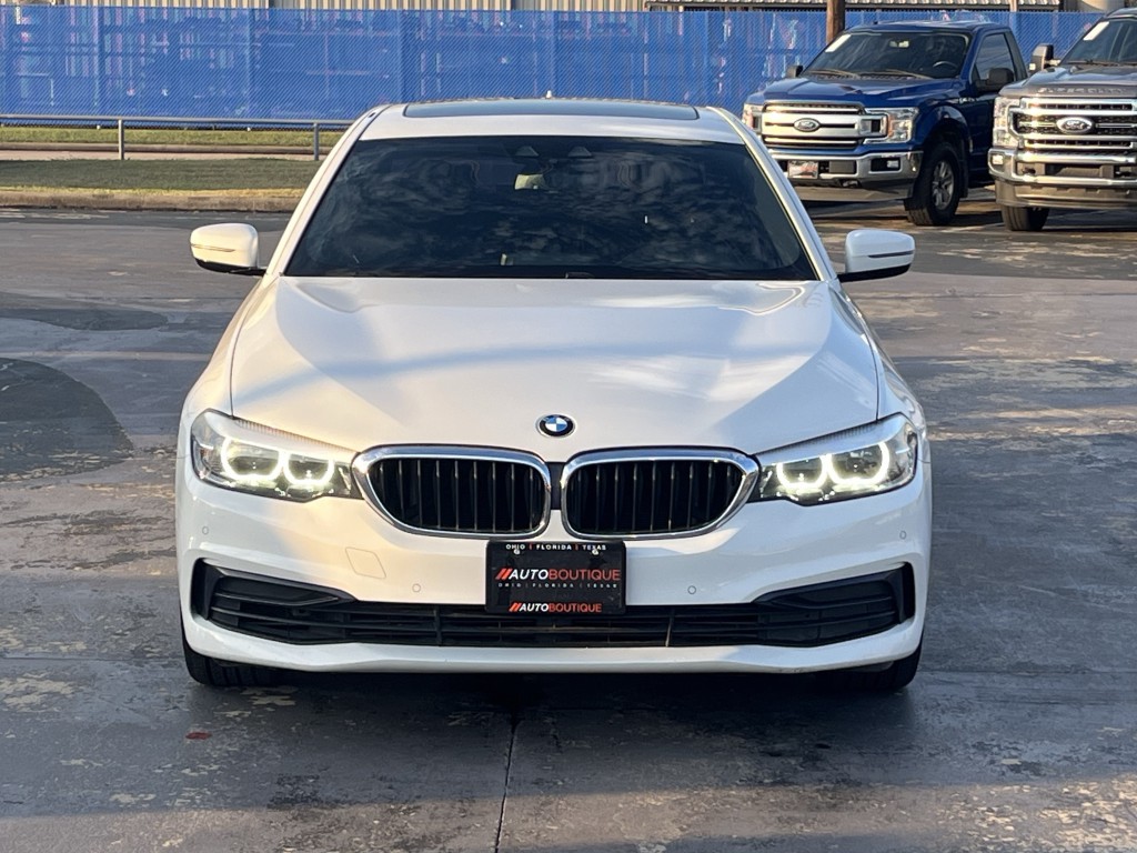 2019 BMW 5 Series Image 6