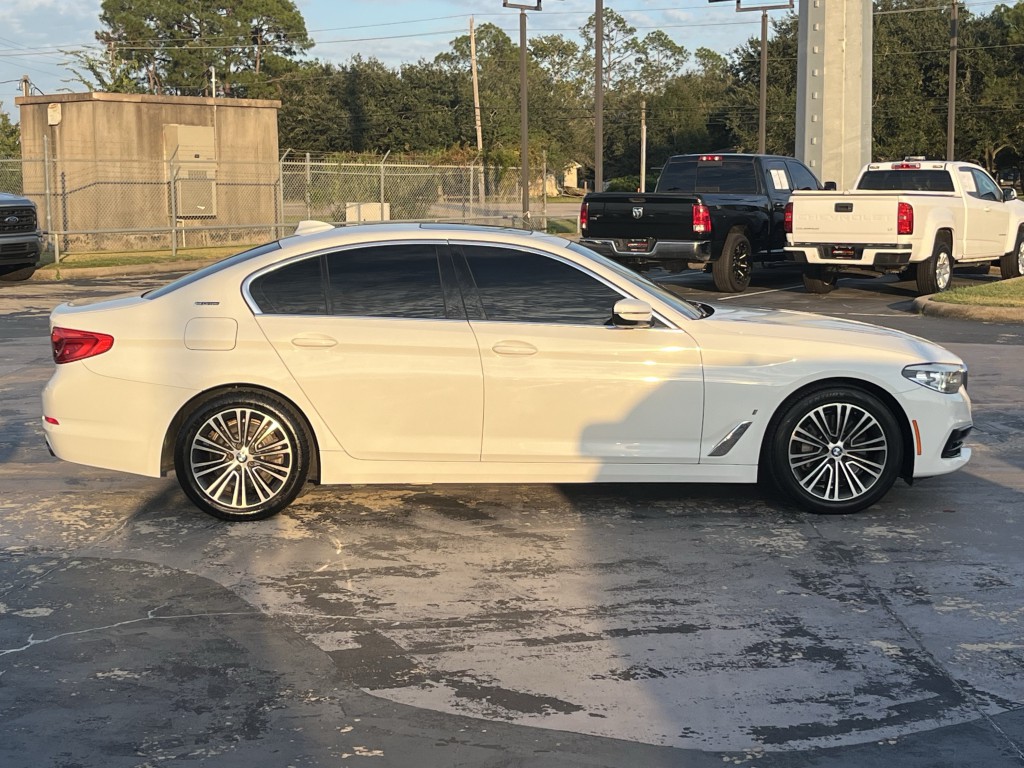 2019 BMW 5 Series Image 13