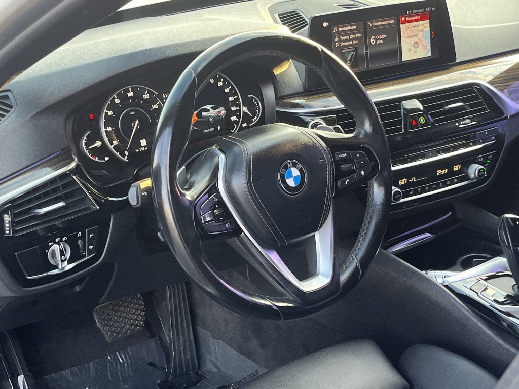 2019 BMW 5 Series Image 15