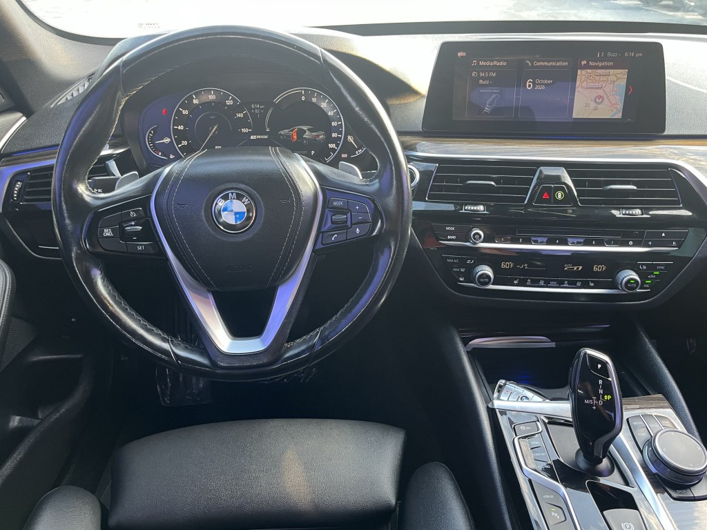 2019 BMW 5 Series Image 17