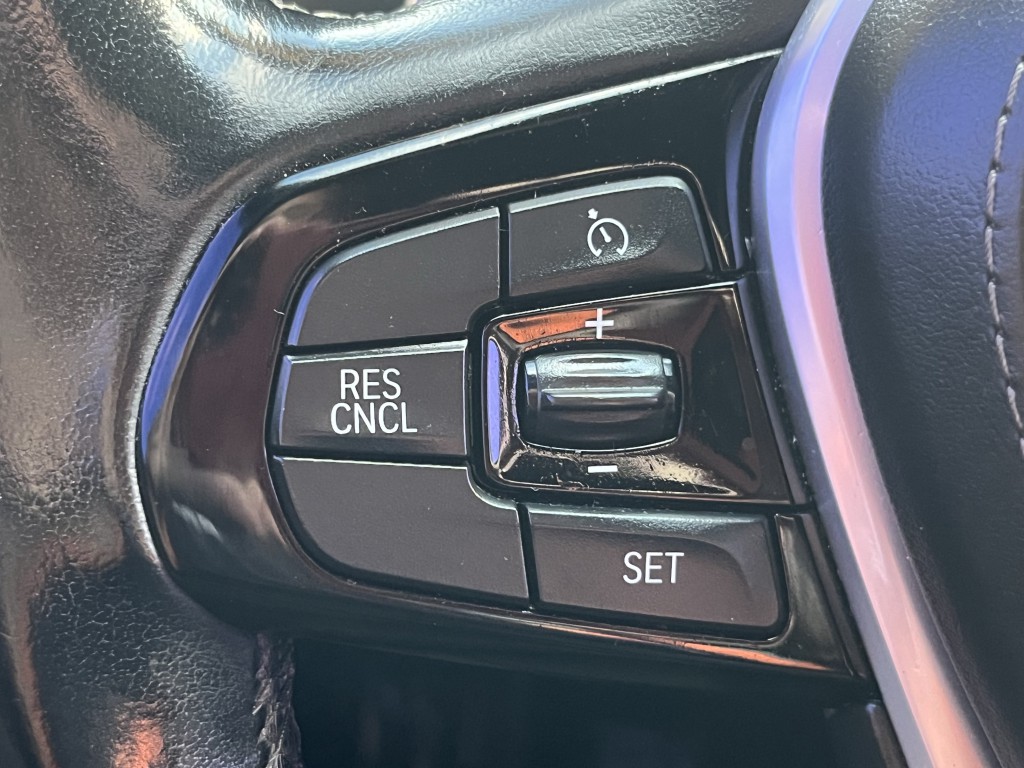 2019 BMW 5 Series Image 19
