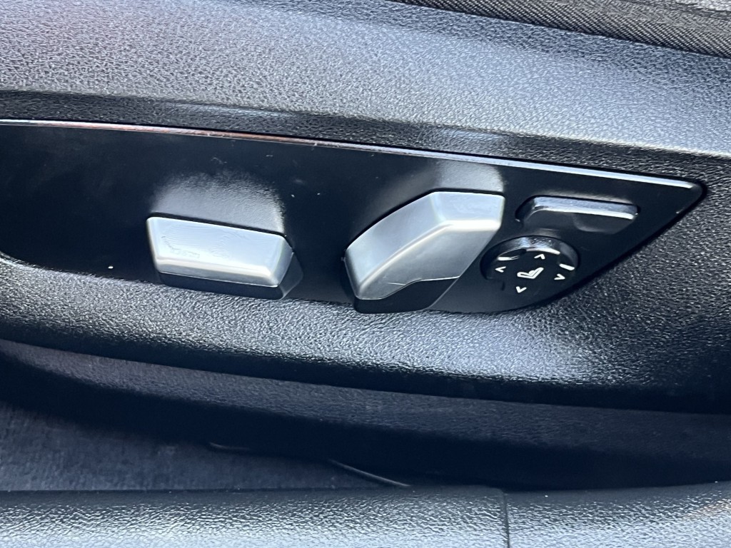 2019 BMW 5 Series Image 26