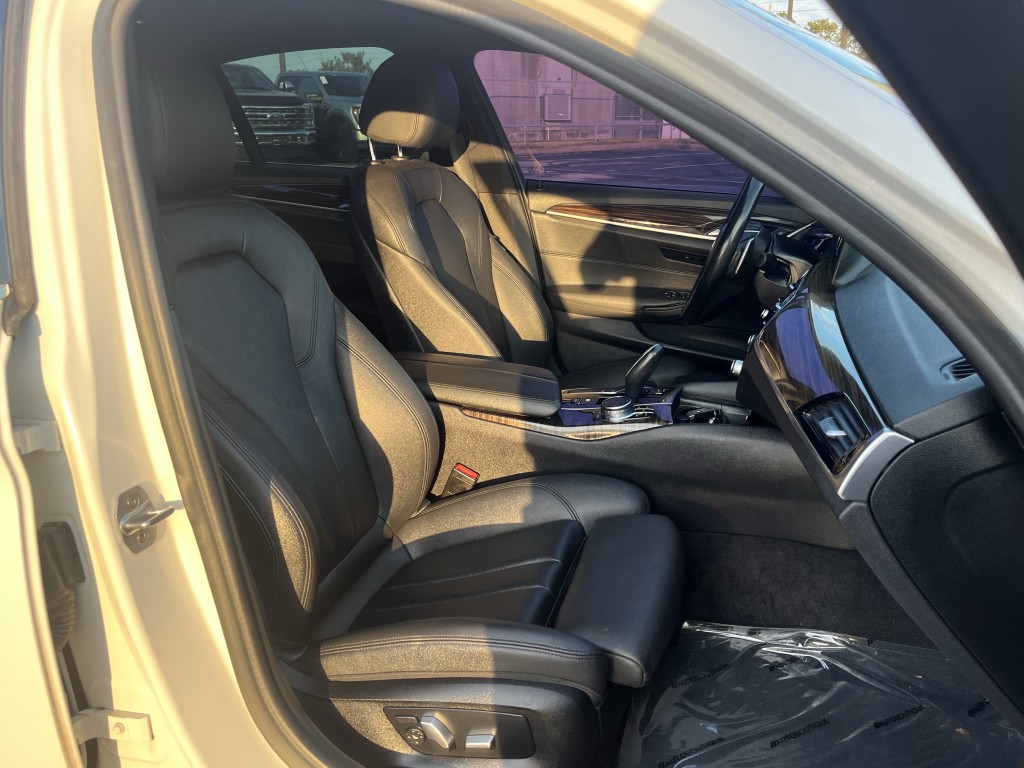 2019 BMW 5 Series Image 28