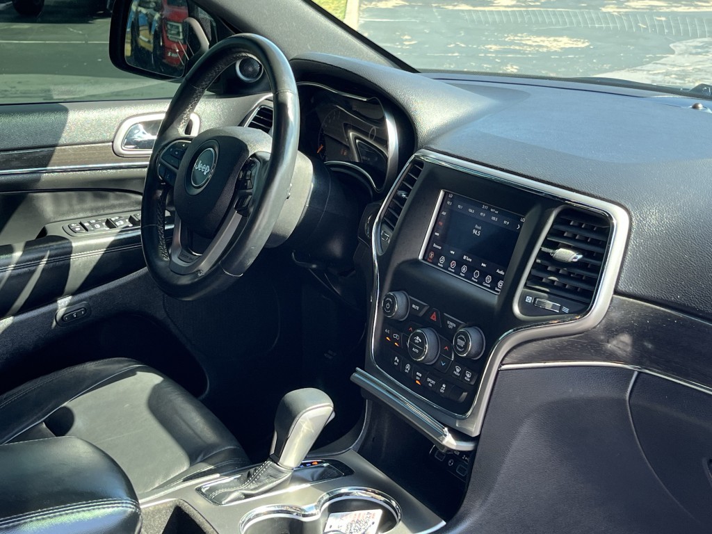 2018 Jeep Grand Cherokee Image 15
