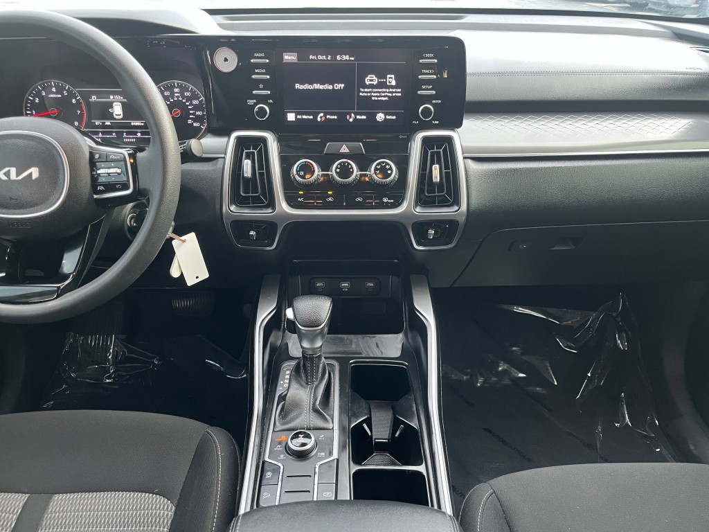 2023 Kia Sorento Image 25