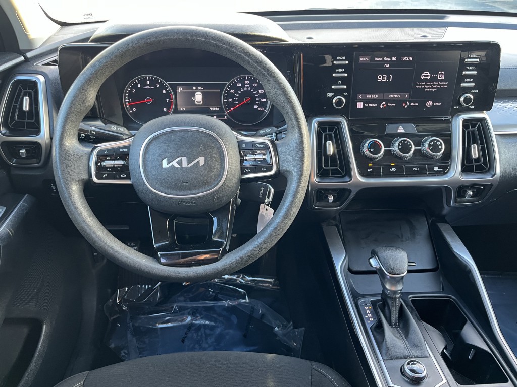 2023 Kia Sorento Image 16