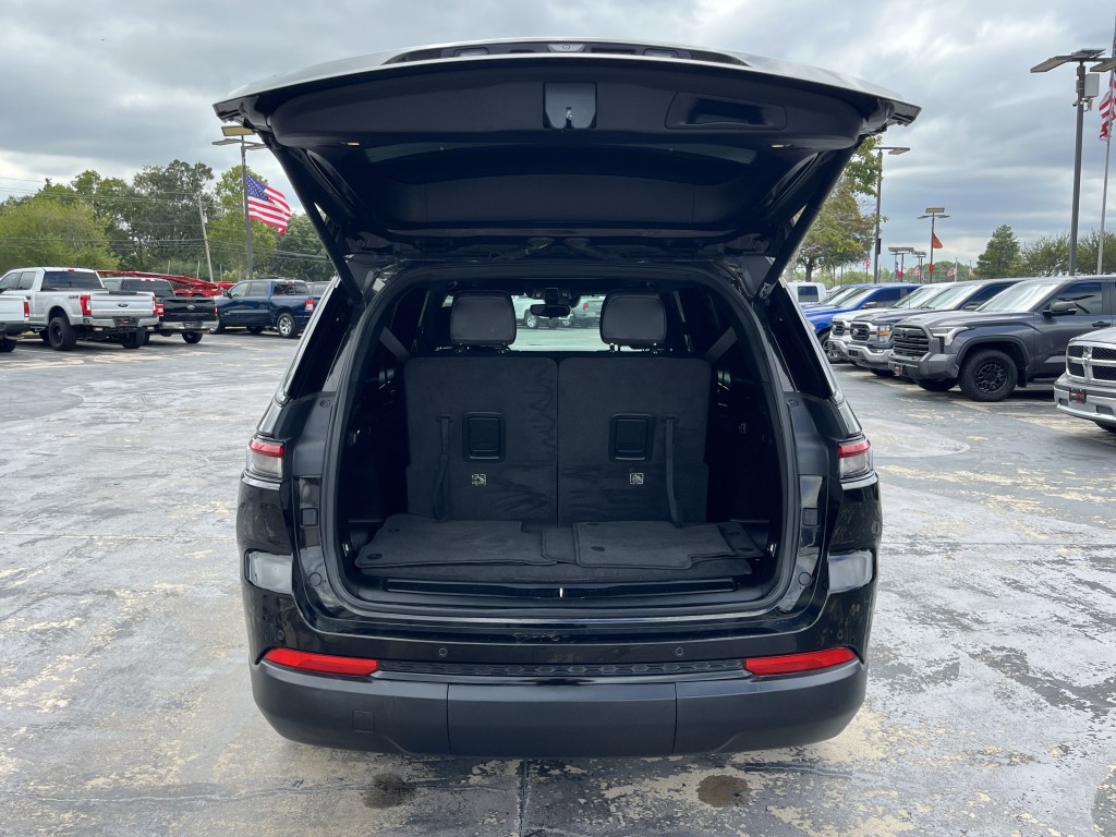 2022 Jeep Grand Cherokee Image 15