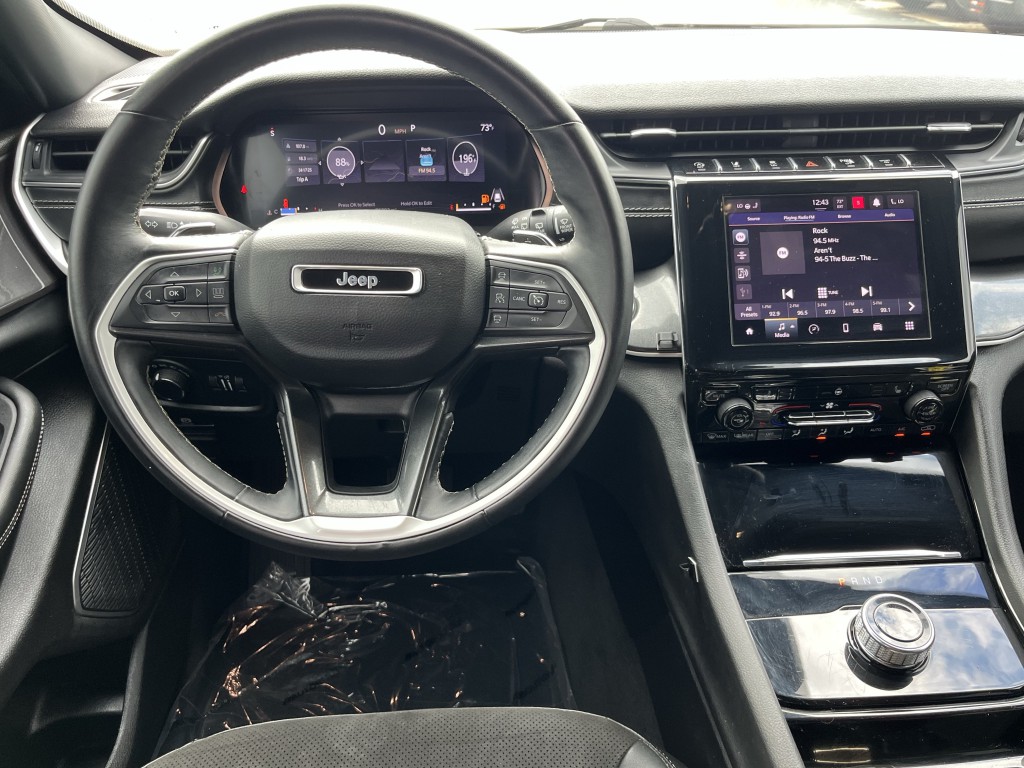 2022 Jeep Grand Cherokee Image 18