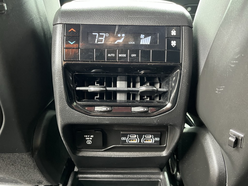2022 Jeep Grand Cherokee Image 28