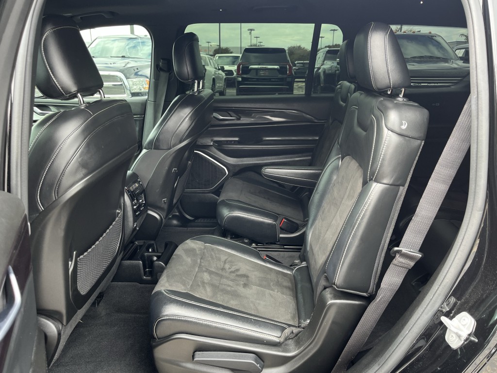 2022 Jeep Grand Cherokee Image 31