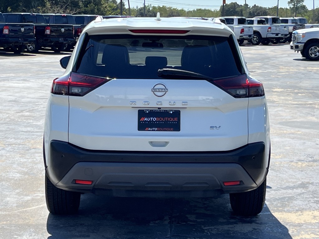 2022 Nissan Rogue Image 10