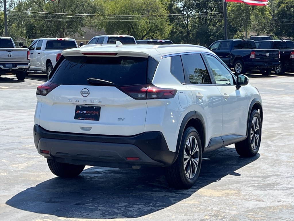 2022 Nissan Rogue Image 11