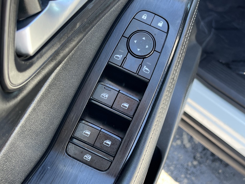 2022 Nissan Rogue Image 28