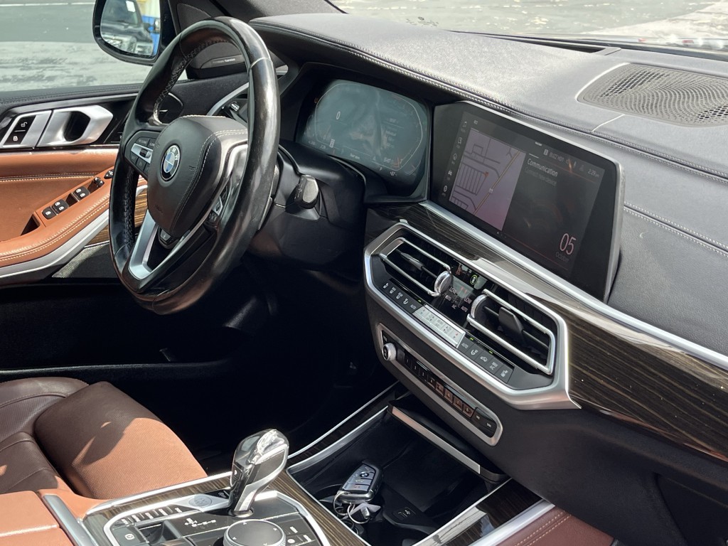 2020 BMW X5 Image 19