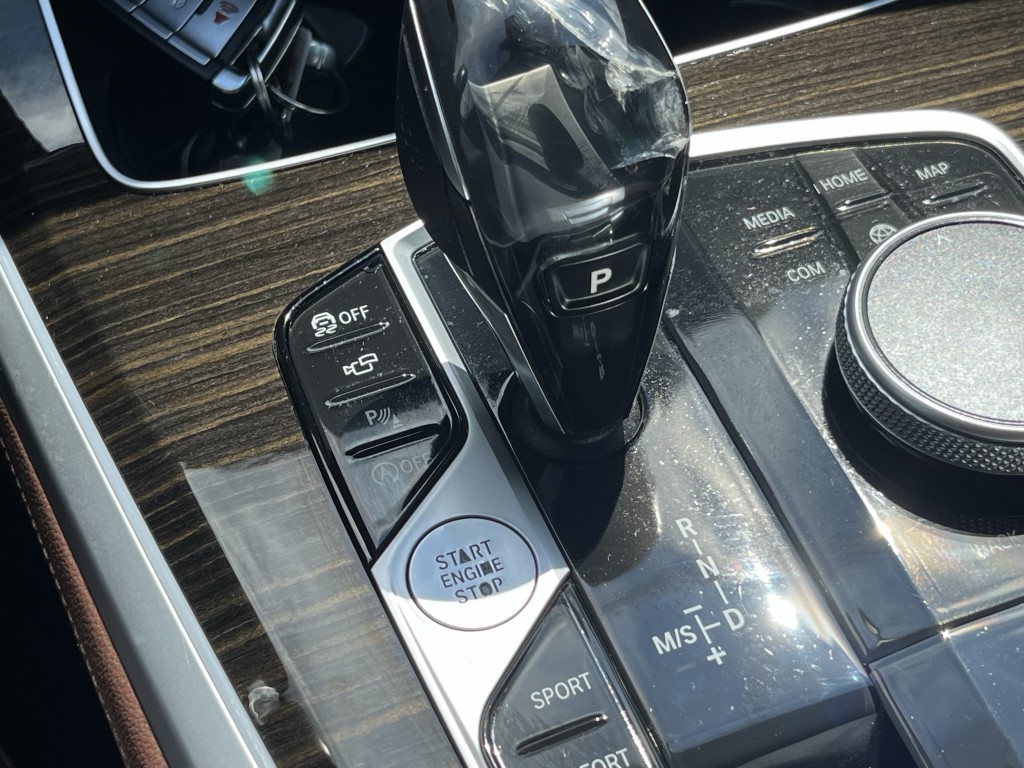 2020 BMW X5 Image 25