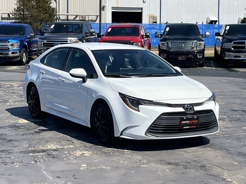 2024 Toyota Corolla Image 5