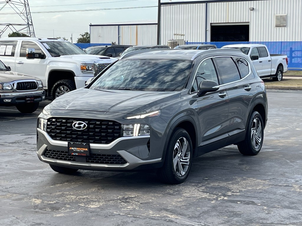 2023 Hyundai Santa Fe Image 3