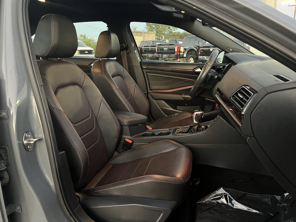 2024 Volkswagen Jetta Image 30