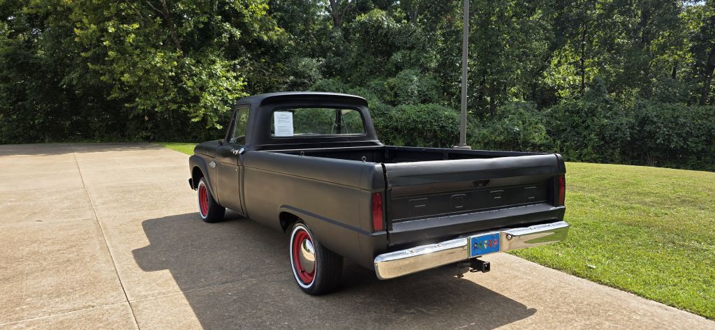 1966 Ford F-250 Image 28