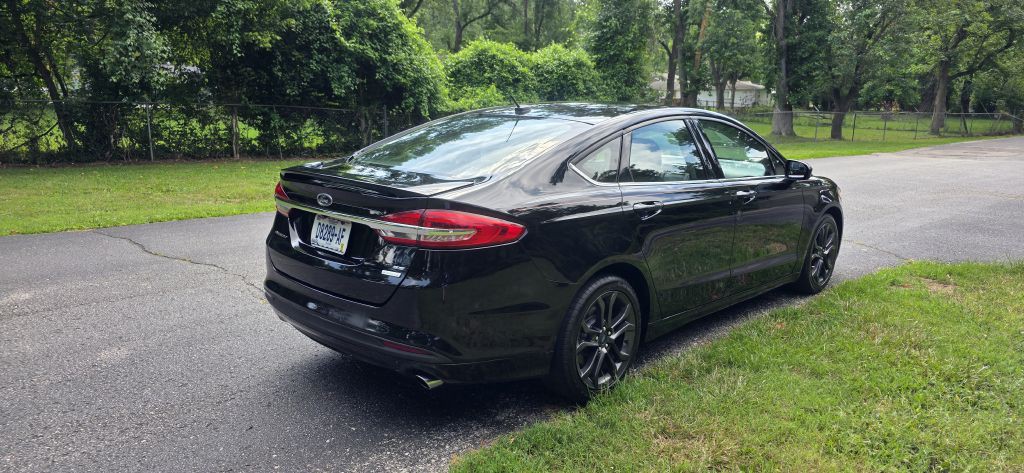 2018 Ford Fusion Image 9