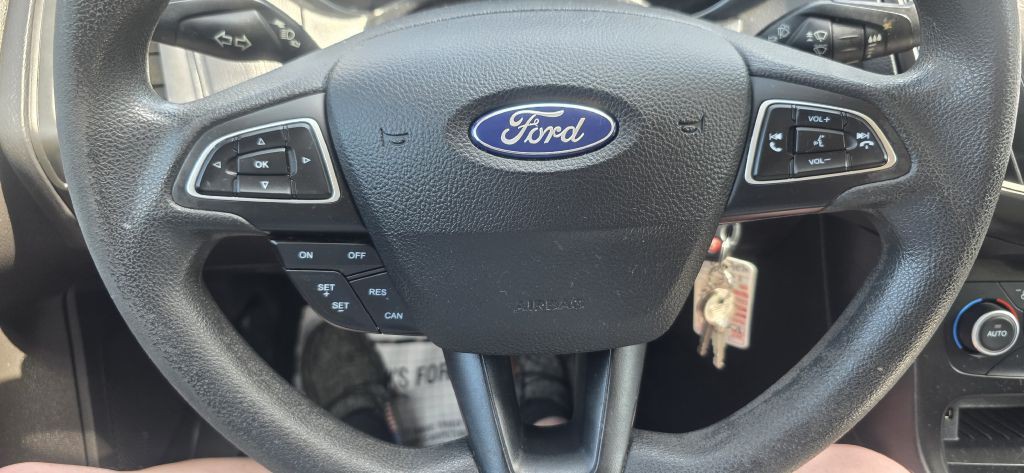 2018 Ford Focus Image 46