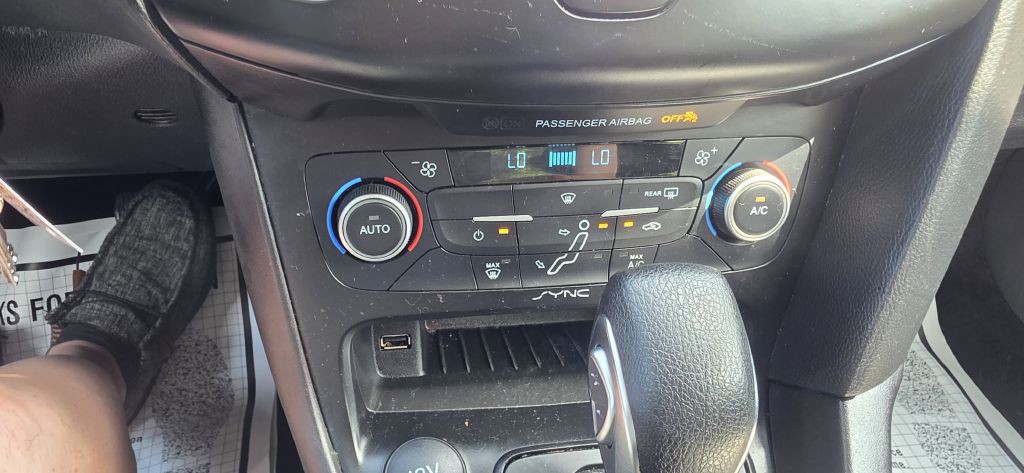2018 Ford Focus Image 49