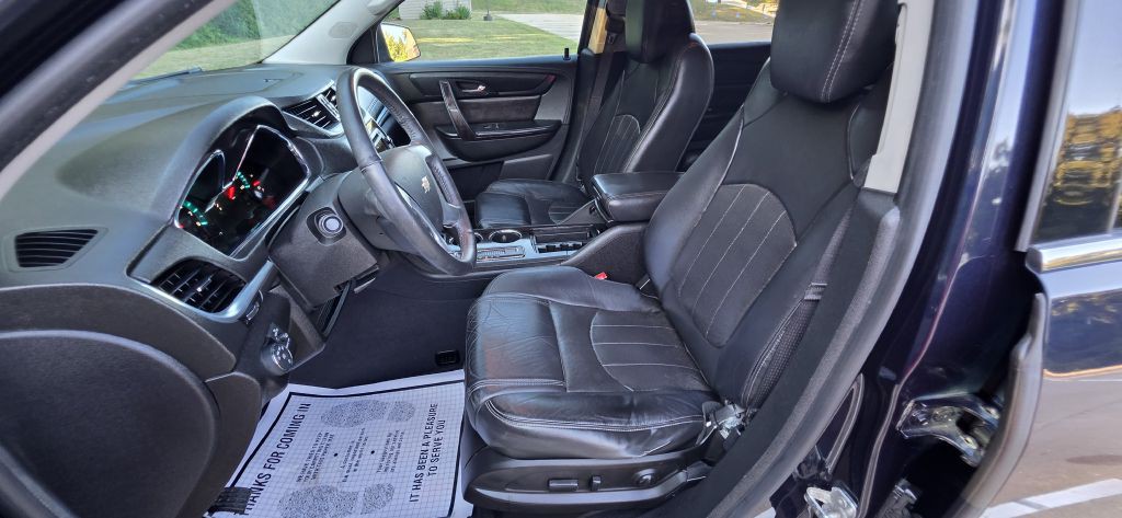 2017 Chevrolet Traverse Image 32