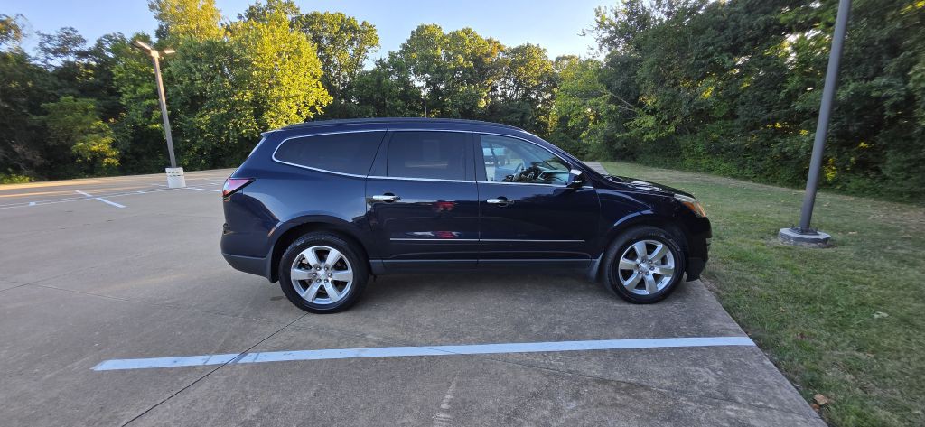 2017 Chevrolet Traverse Image 35