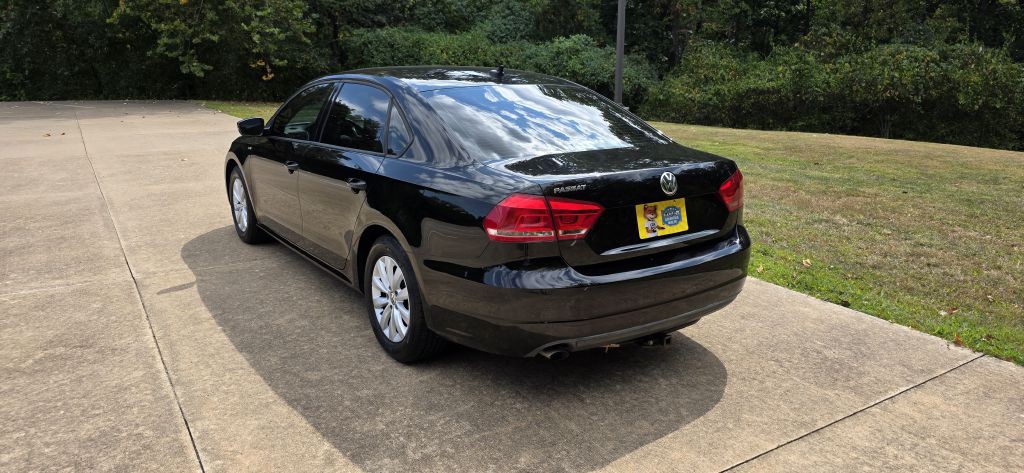 2014 Volkswagen Passat Image 12