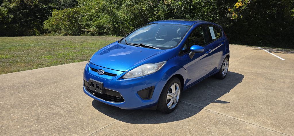 2011 Ford Fiesta Image 4