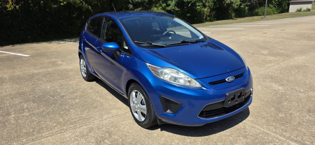 2011 Ford Fiesta Image 7
